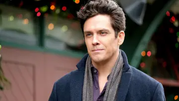 Backdrop to the movie "Must Love Christmas" #1867312