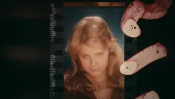 Backdrop to the movie "Girl in the Picture" #1046699