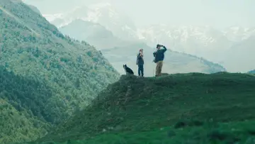 Backdrop to the movie "Shepherds" #1585373