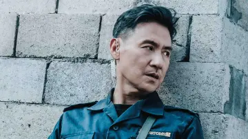 Backdrop to the movie "Customs Frontline" #490702