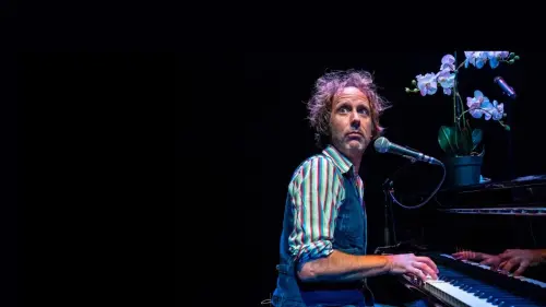 Watch film Ronald Snijders: Een Avond met Mij | Ronald Snijders - Een avond met mij (tv-trailer)