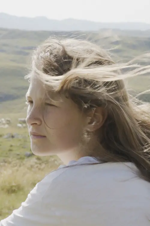 Movie poster "To Hold a Mountain"