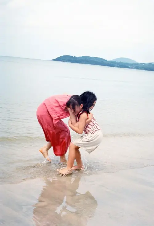 Movie poster "The Goldfish: Dreaming of the Sea"