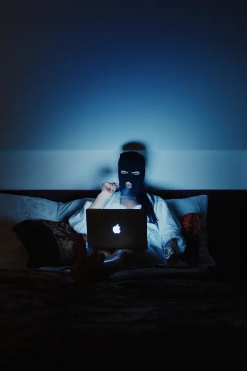 Movie poster "Virtual Girlfriends"