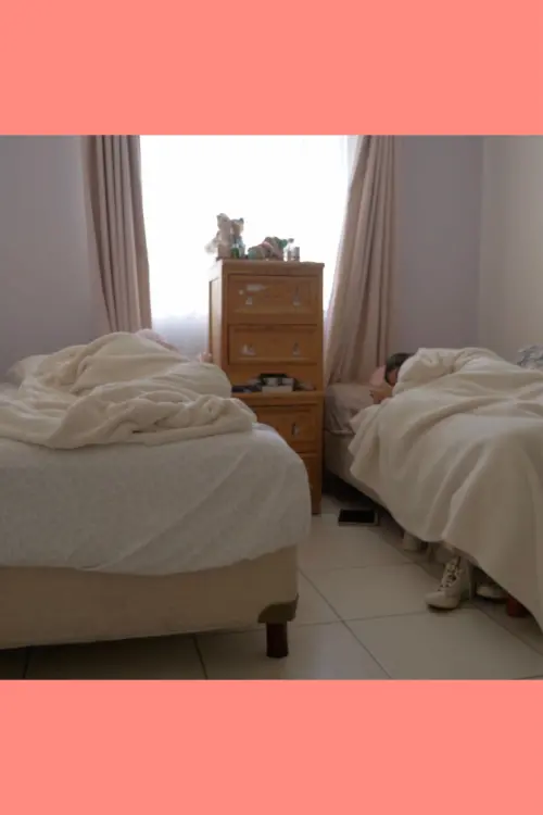 Movie poster "grupito de tres"