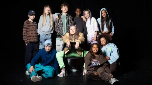 Watch film Dancing Queen | Trailer [Subtitled]