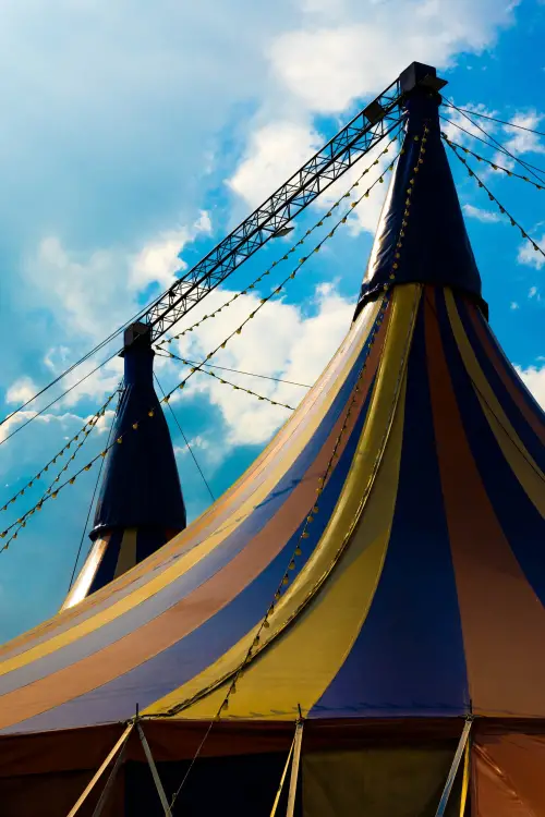 Movie poster "Red Noses"