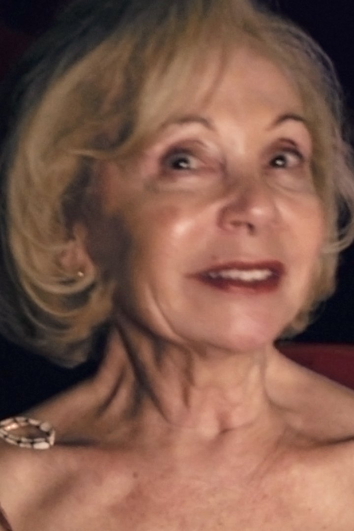 Photo Connie Marlowe