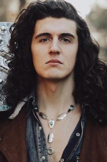 Photo Cade Foehner