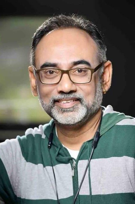 Photo Aniruddha Chakladar
