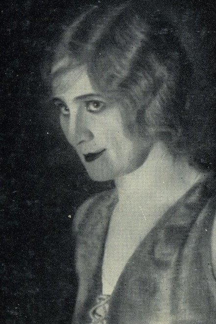 Photo Agnes Straub