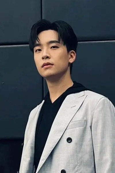 Photo Sarun Naraprasertkul