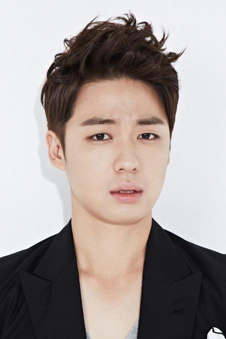 Photo Ahn Jae-Min