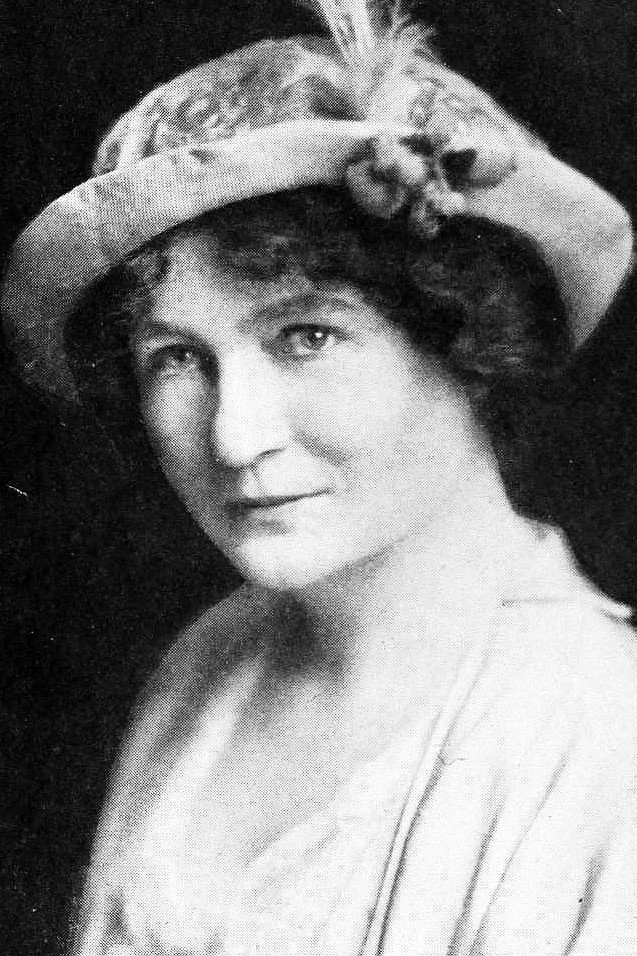 Photo Stella Adams