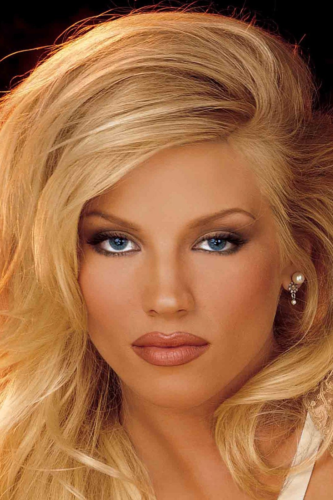 Photo Laura Cover