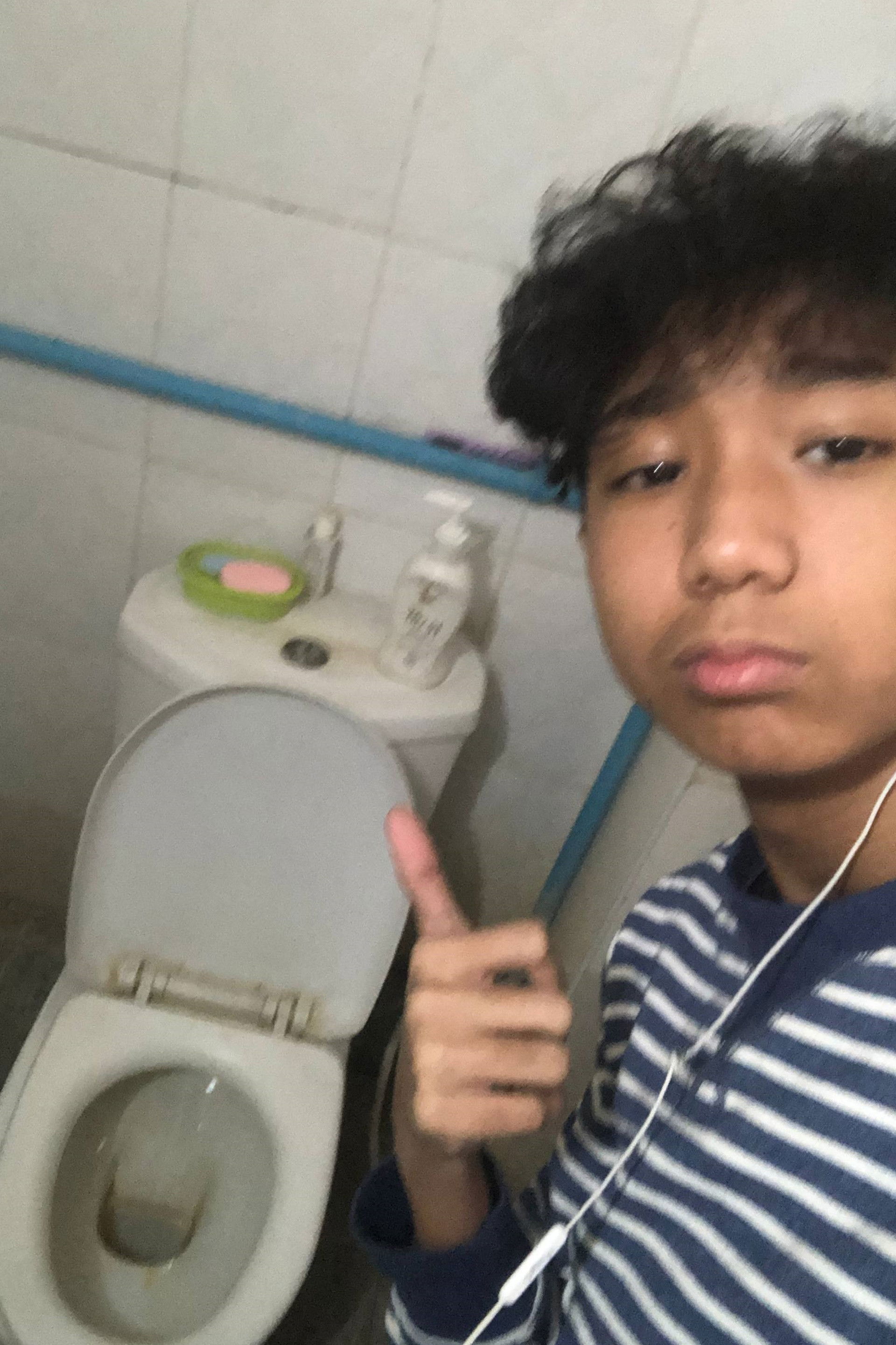 Photo Lin Let Yar