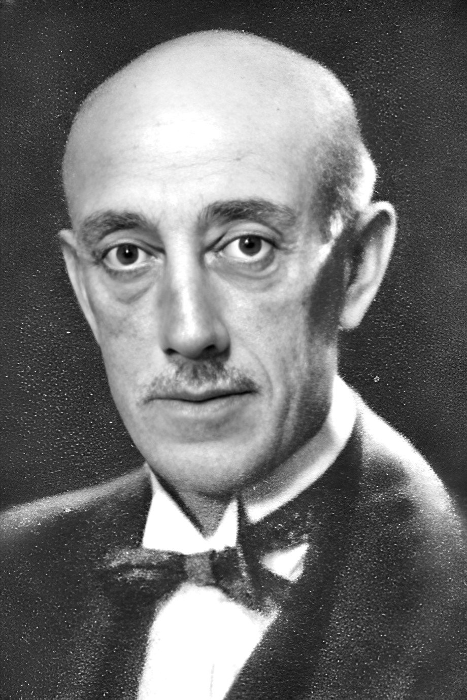 Photo A. Bromley Davenport