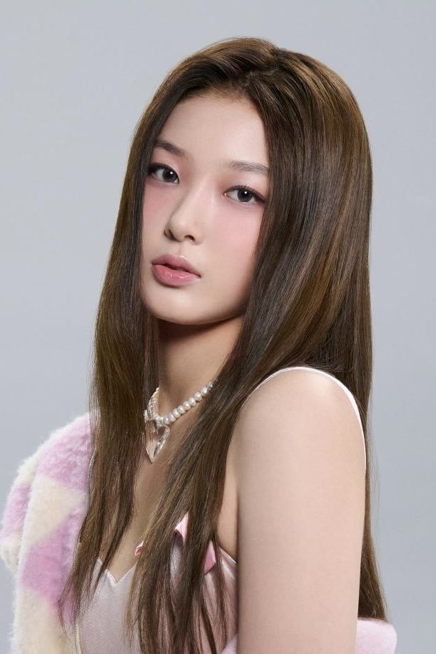 Photo Jeong Yoon-chae