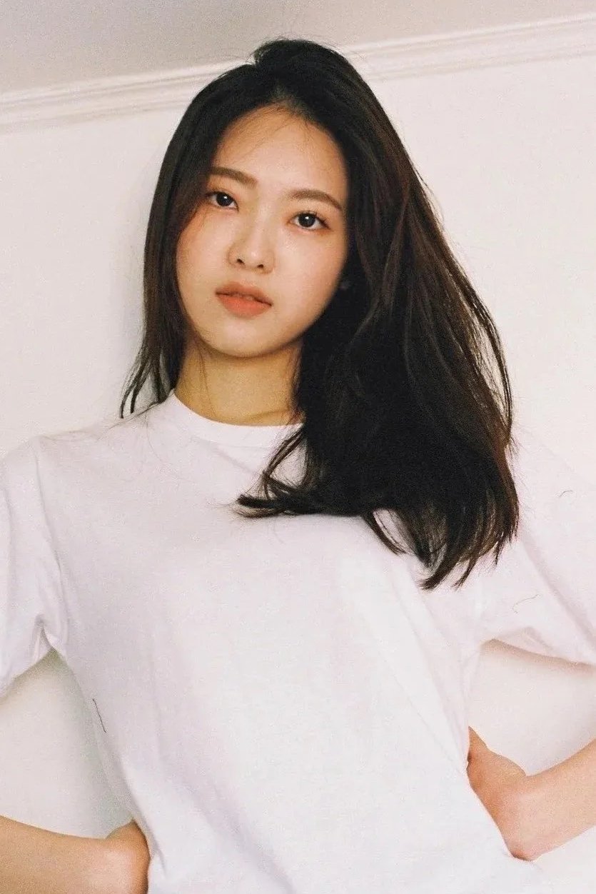 Photo Moon Ye-jin