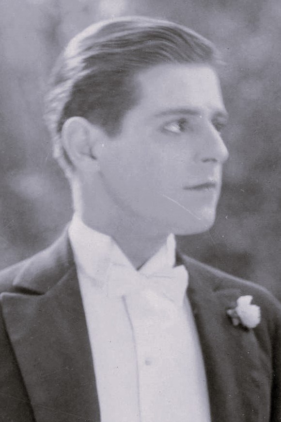 Photo Joseph Striker