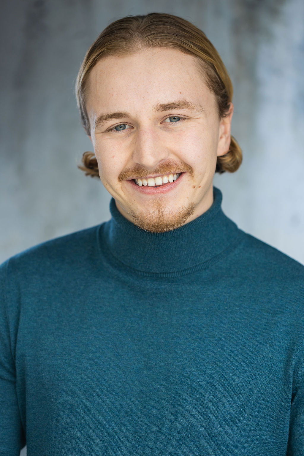 Photo Hugh Hedley Lewis