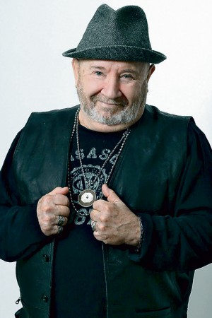 Photo Aryeh Moskona