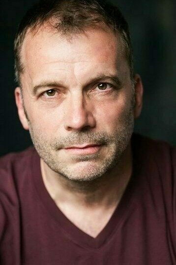 Photo Nicholas Tennant