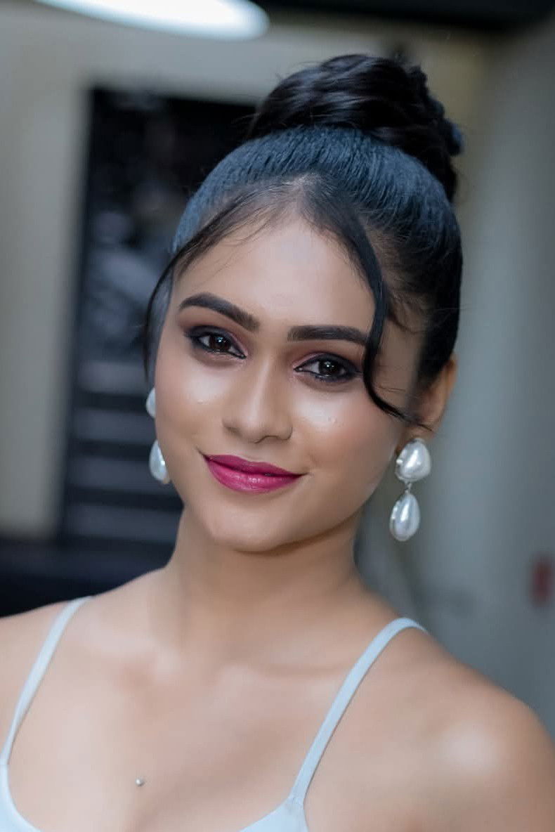 Photo Shenuki Dishalya