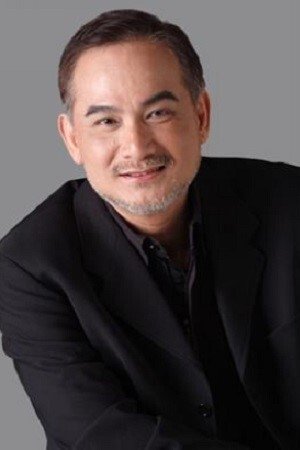 Photo Zhu Houren