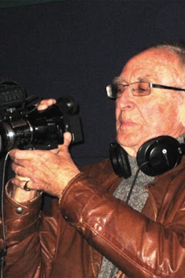 Photo Terence Macartney-Filgate