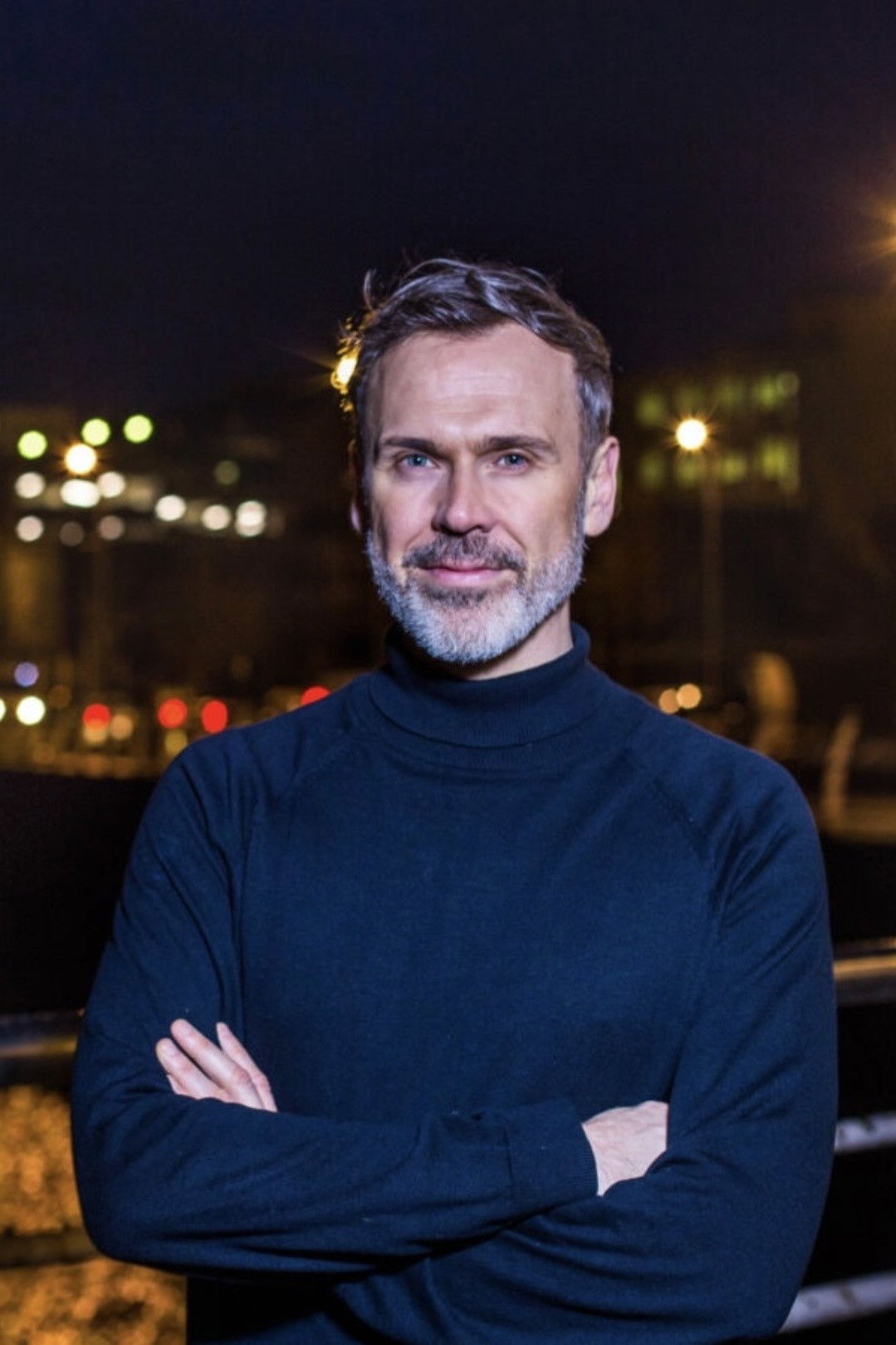 Photo Richard A. Lynch