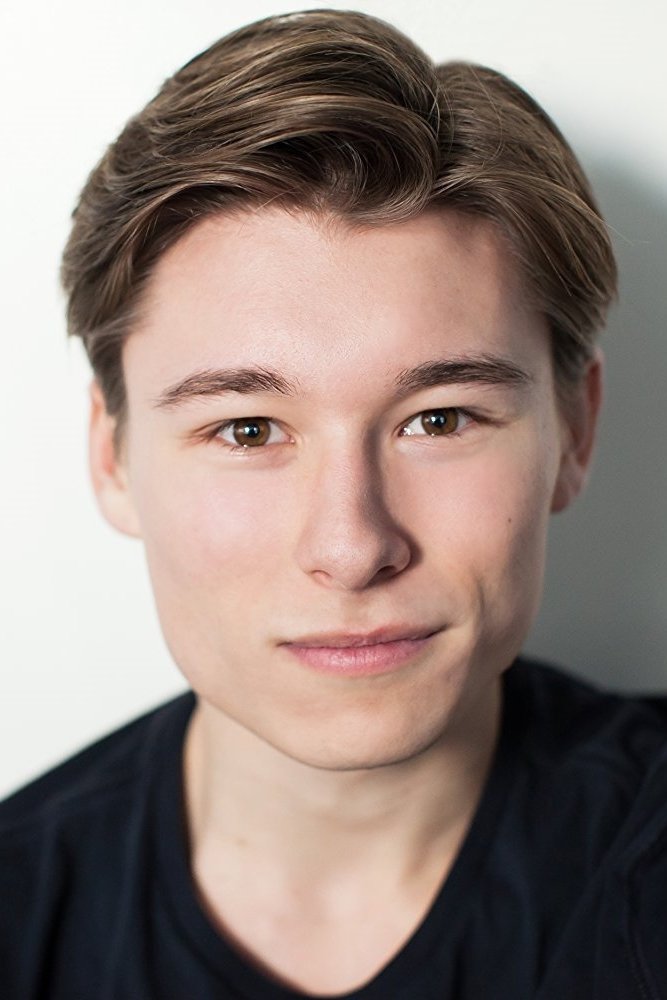 Photo Phillip Forest Lewitski