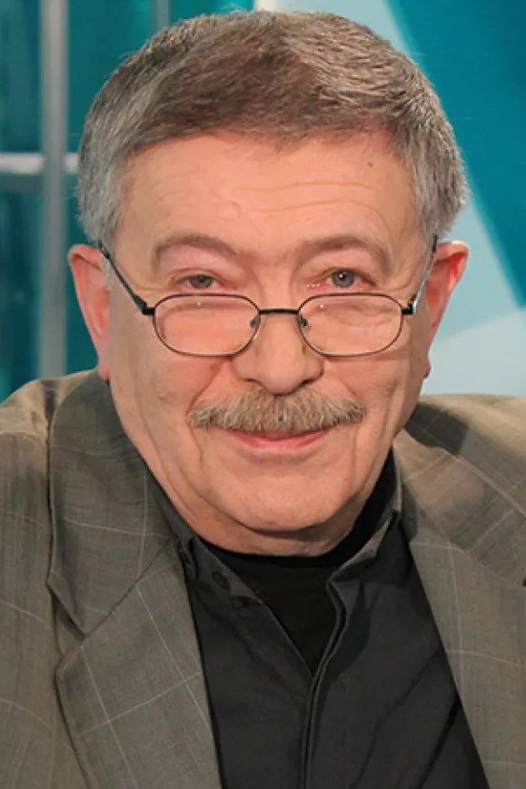 Photo Yevgeni Ginzburg