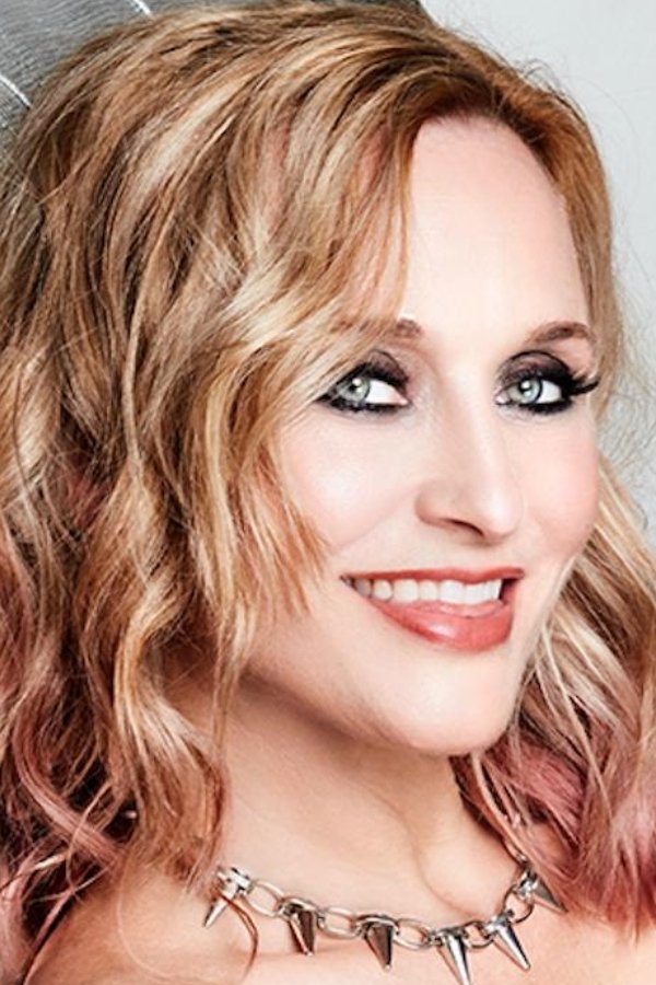 Photo Courtney Taylor