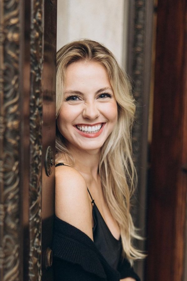 Photo Violet Bennett