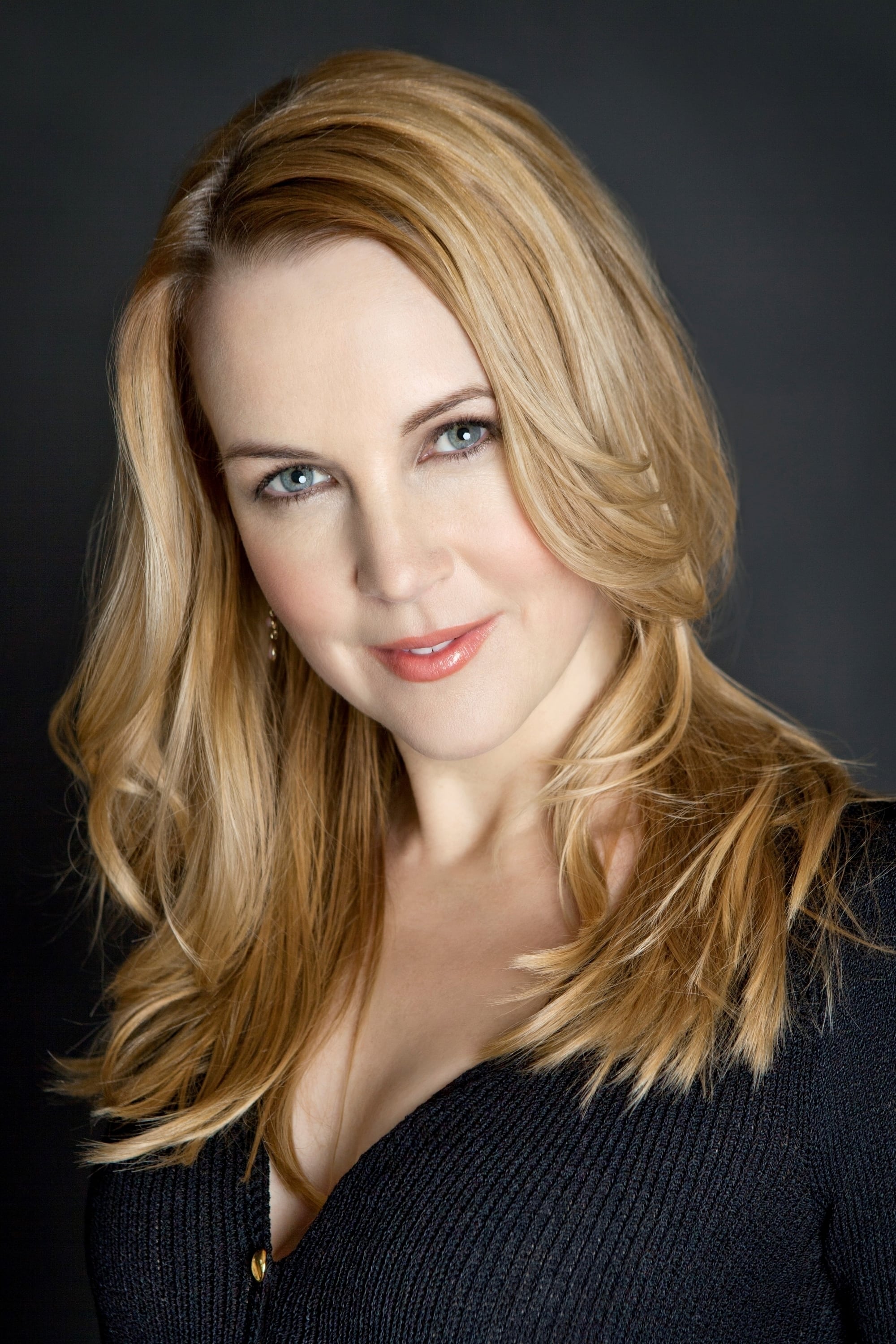 Photo Renee O'Connor