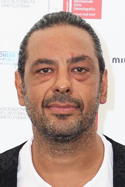 Photo Nader Pourmahin