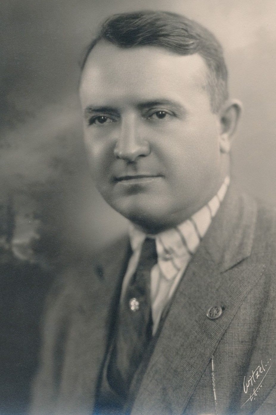 Photo Barney Oldfield
