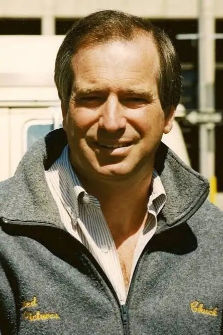 Photo Charles E. Sellier Jr.