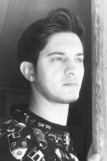 Photo Teymour Ghaderi