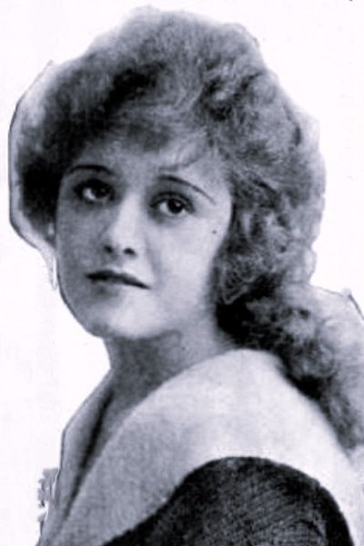 Photo Elinor Field