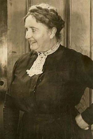 Photo Milla Davenport