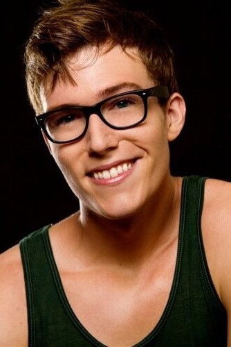 Photo Taylor Caldwell