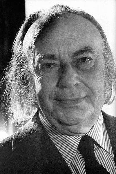 Photo Gyula Hernádi