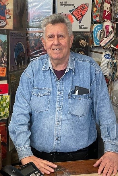 Photo Derek Burbidge