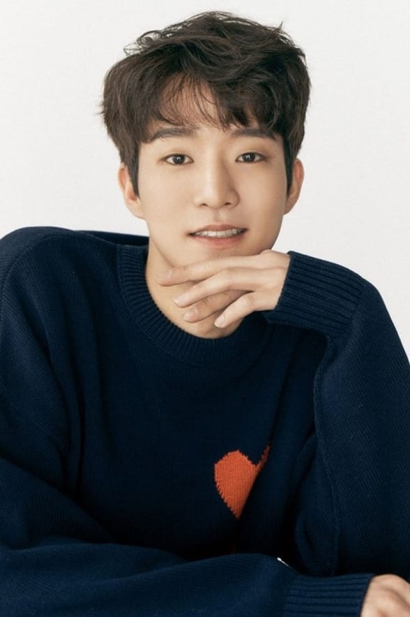 Photo Shin Yoon-seop