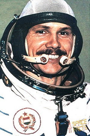 Photo Bertalan Farkas