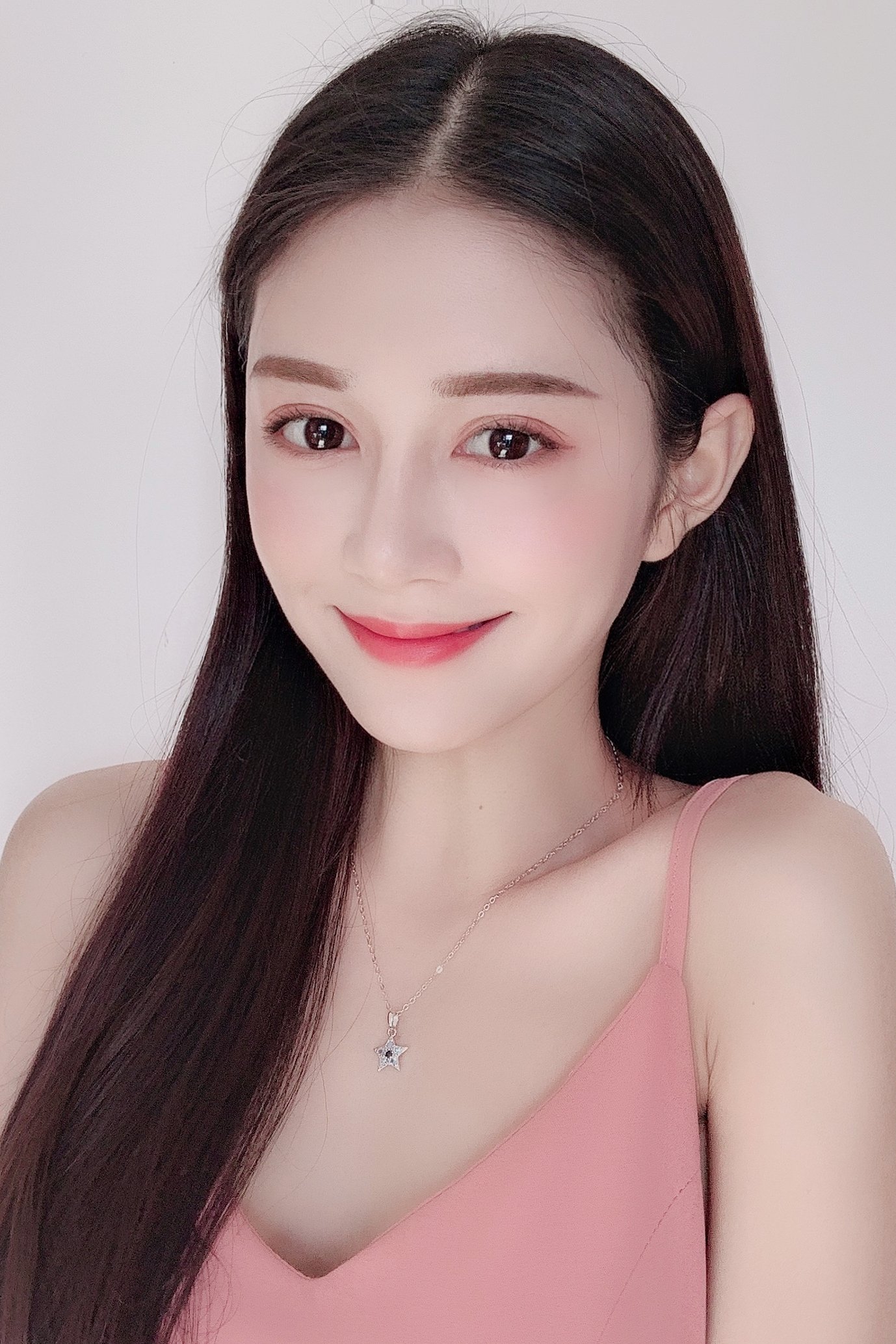 Photo Tang Yang Yang