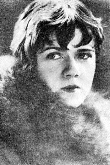 Photo Frances Hyland