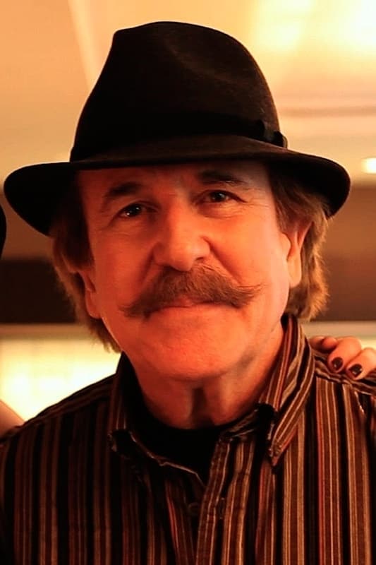 Photo Juan Pinzás